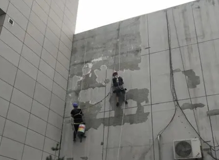 巴中市楼顶漏水维修公司分享下巴中市外墙防水的注意事项
